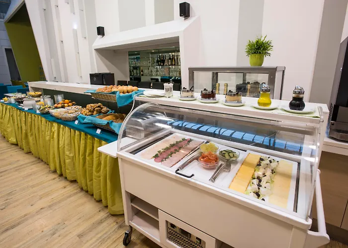 Atrium Fashion Hotel
